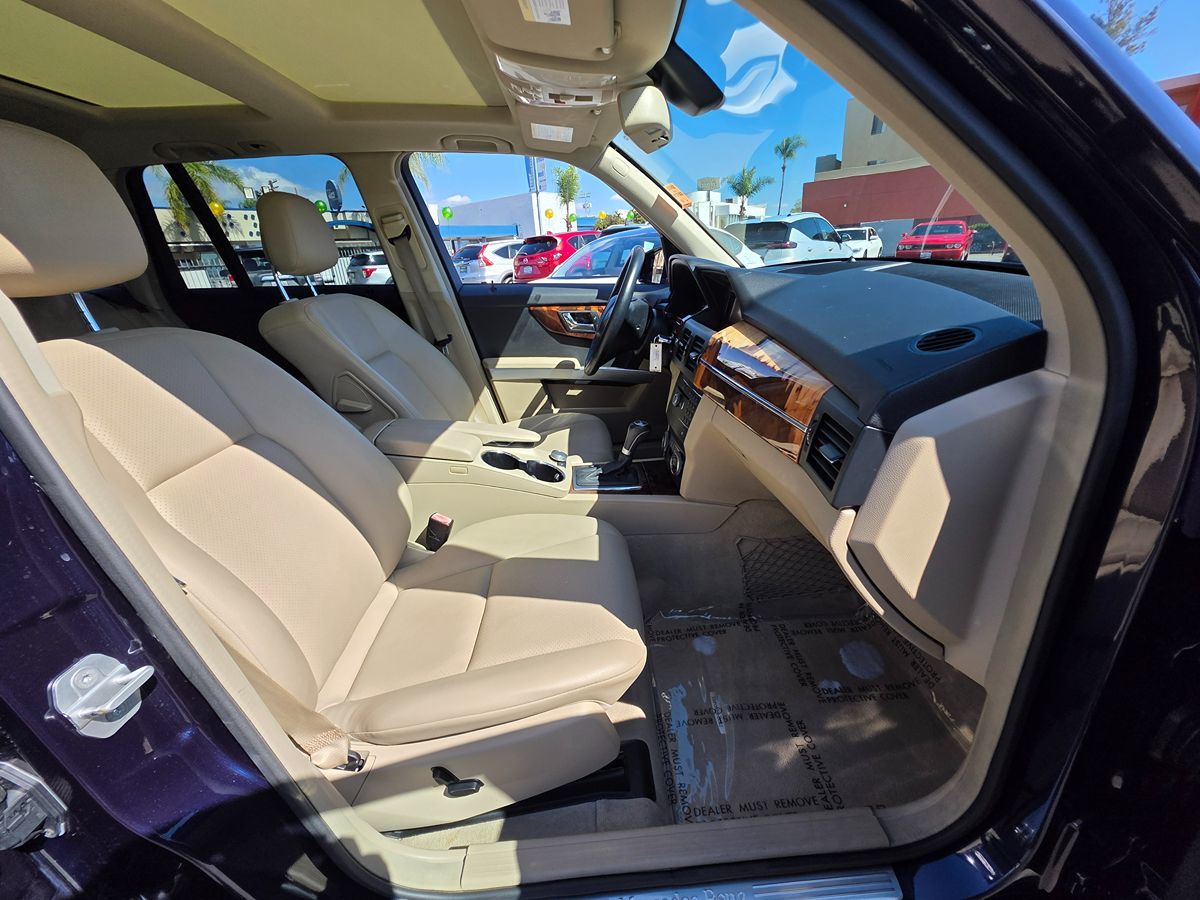 2010 Mercedes Benz GLK 350 photo 3