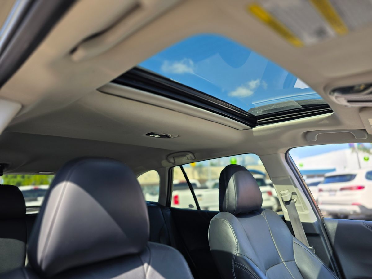 2022 Subaru Outback Limited - Photo 12