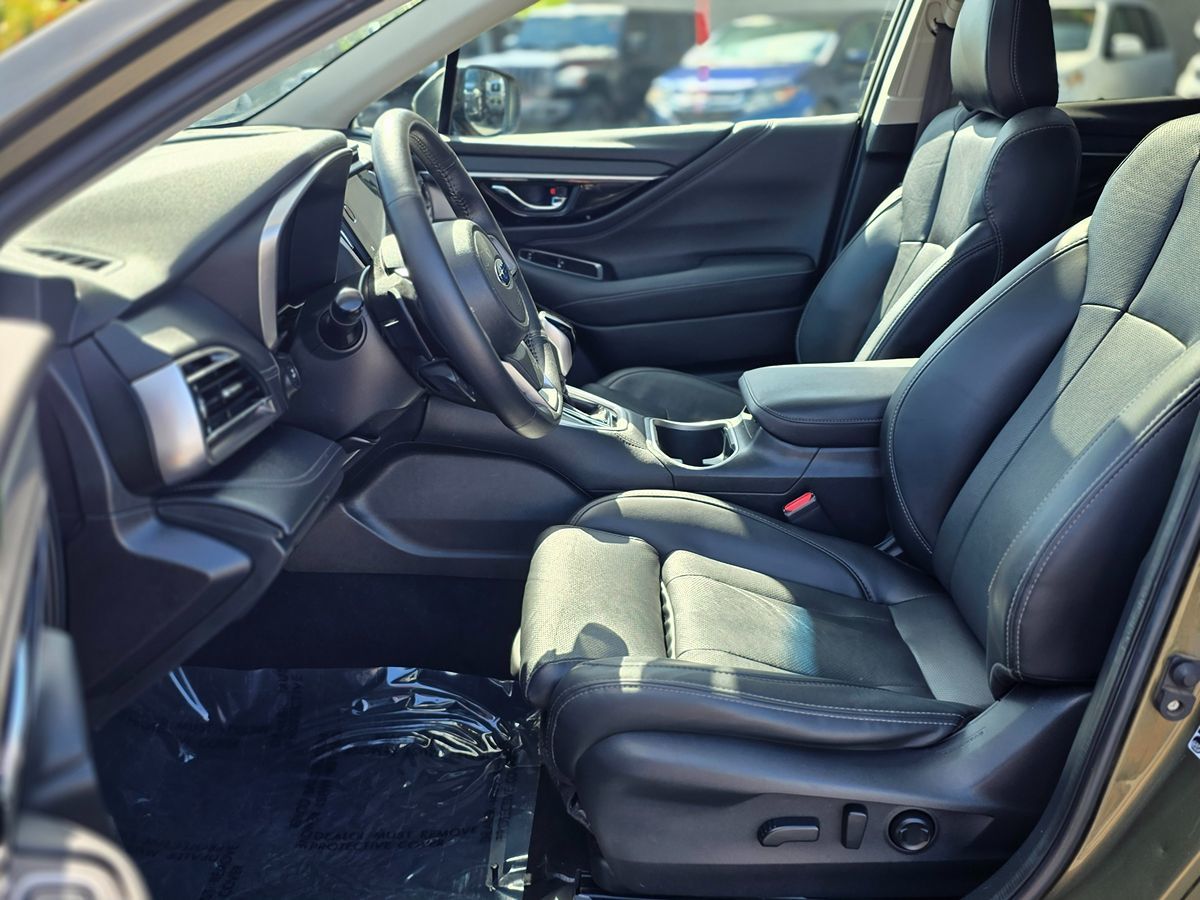 2022 Subaru Outback Limited - Photo 18