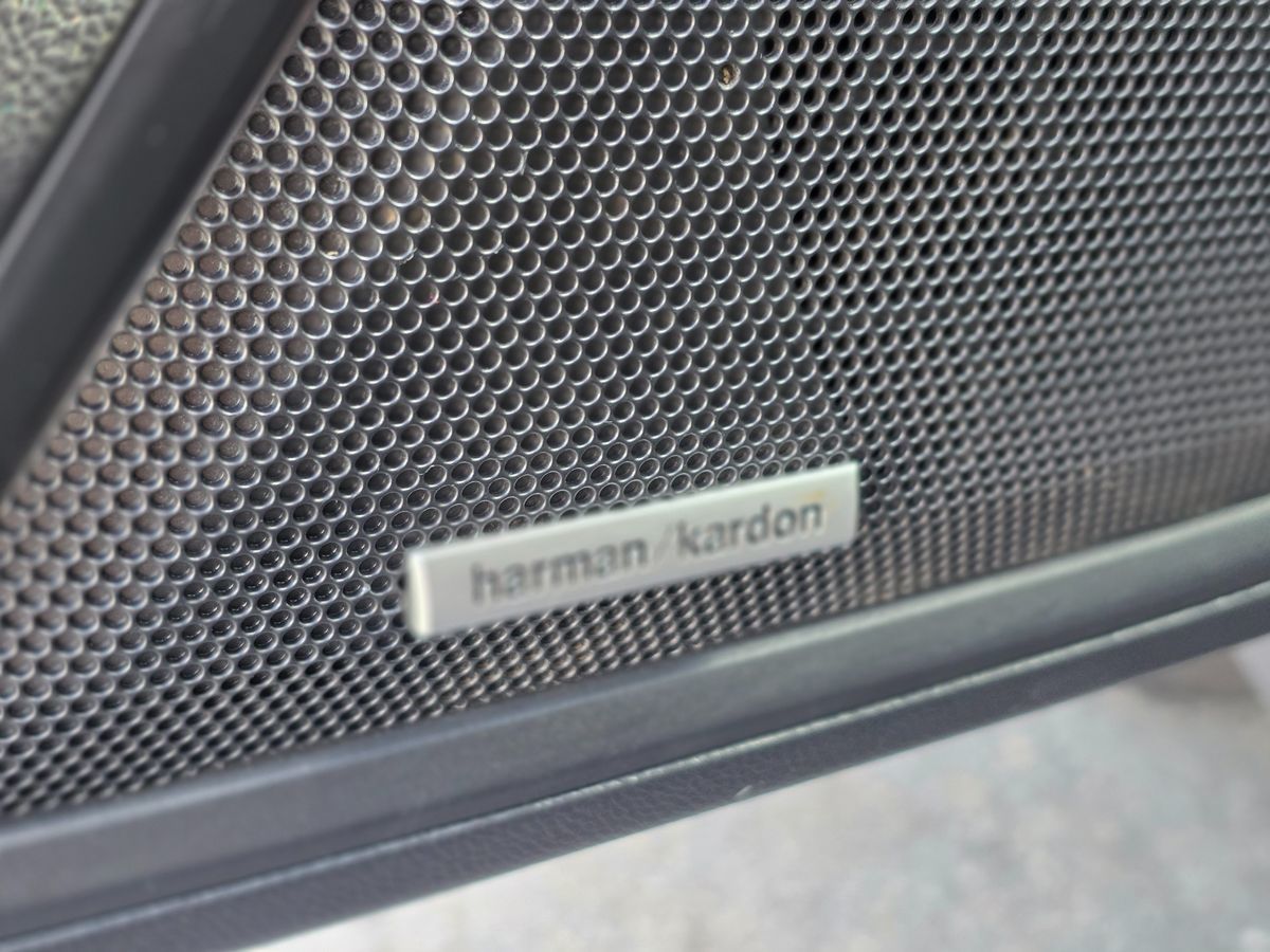 2022 Subaru Outback Limited - Photo 28