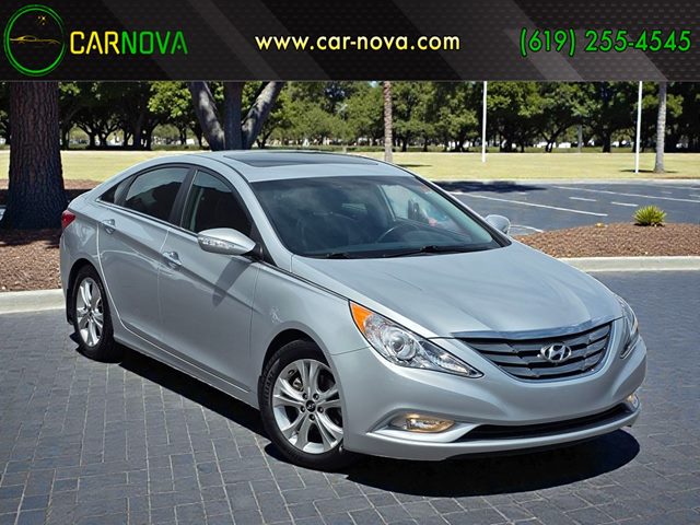 Radiant Silver 2013 Hyundai Sonata Limited FWD Sedan Front-Wheel Drive Automatic
