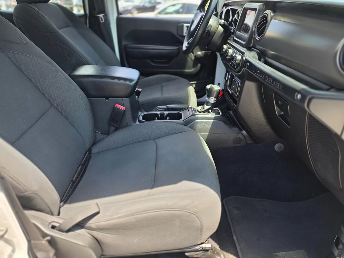 2023 Jeep Wrangler Sport - Carnova Inc. photo 11