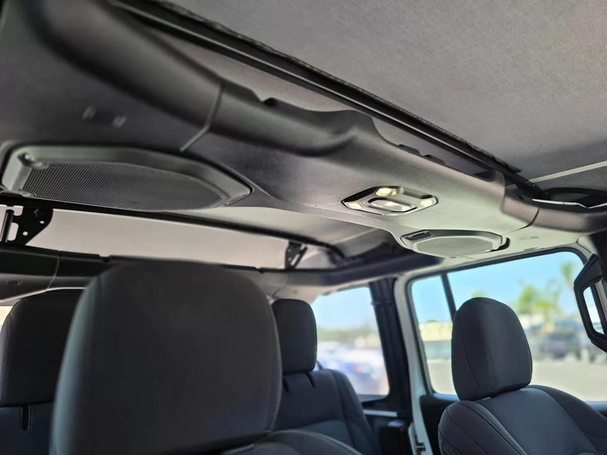 2023 Jeep Wrangler Sport - Carnova Inc. photo 13