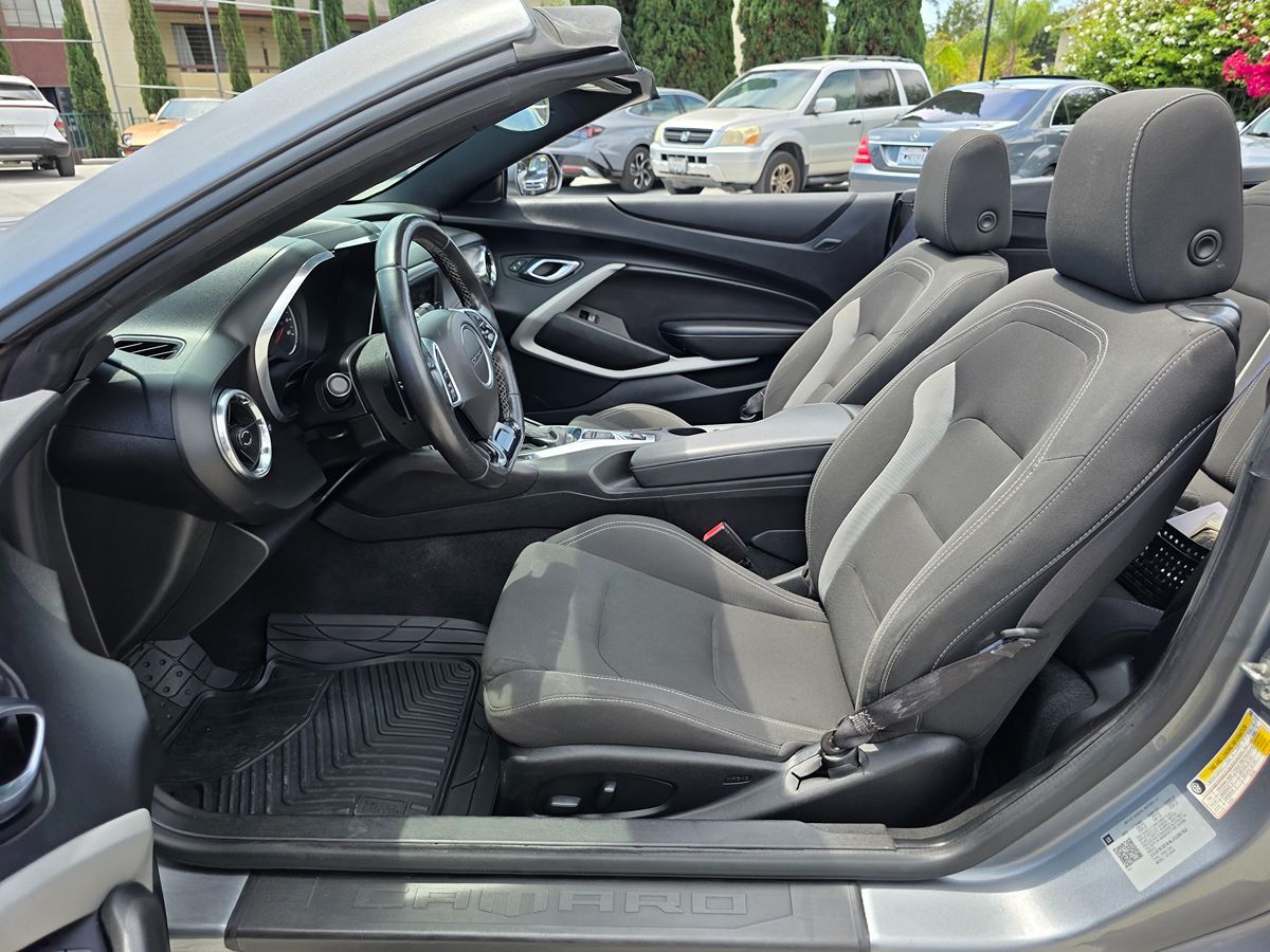 2020 Chevrolet Camaro 1LT - Photo 19