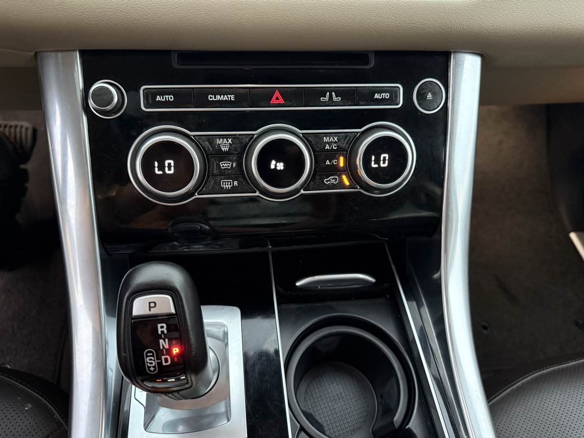 2015 Land Rover Range Rover Sport HSE - Photo 30