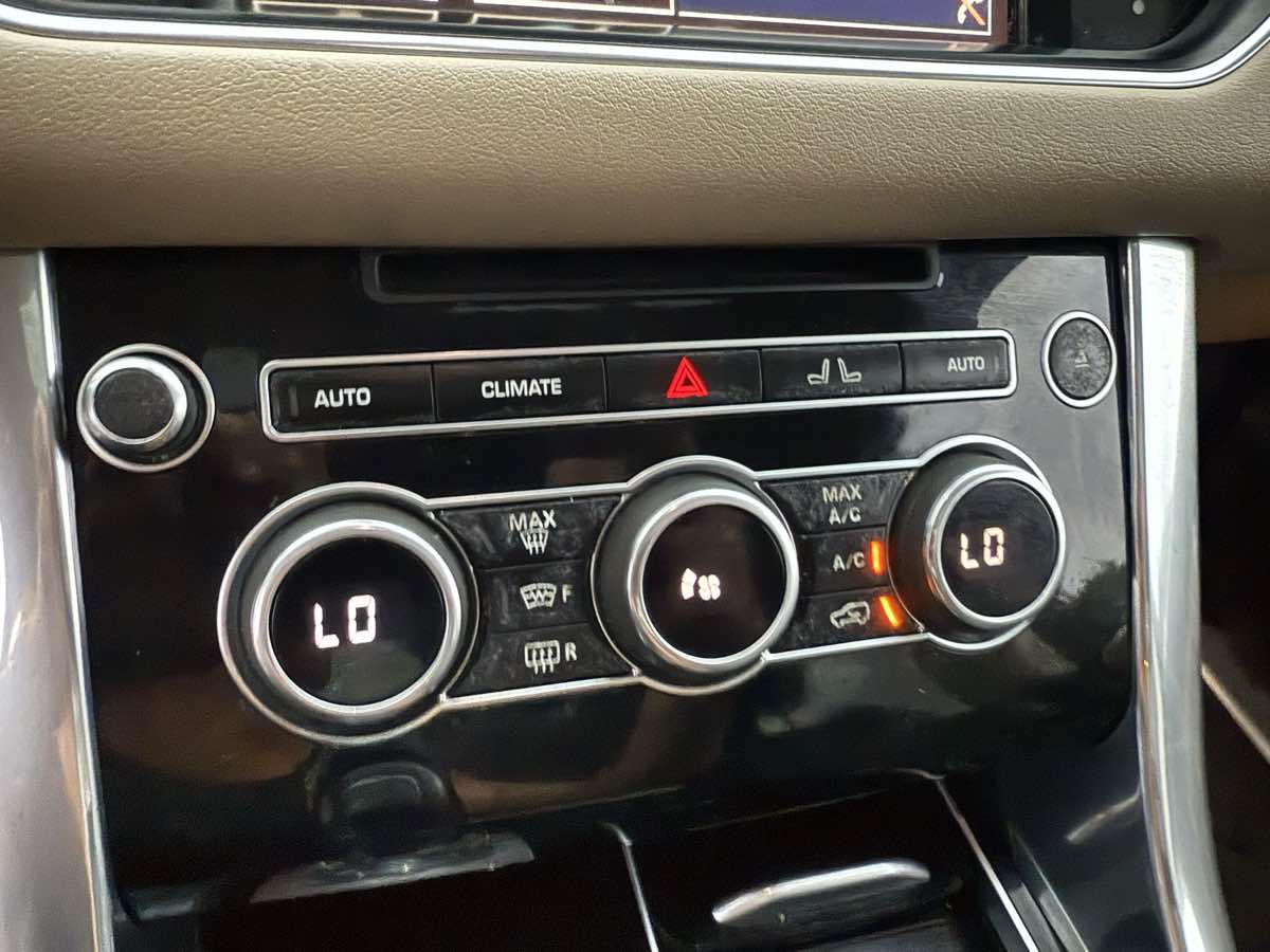 2015 Land Rover Range Rover Sport HSE - Photo 31