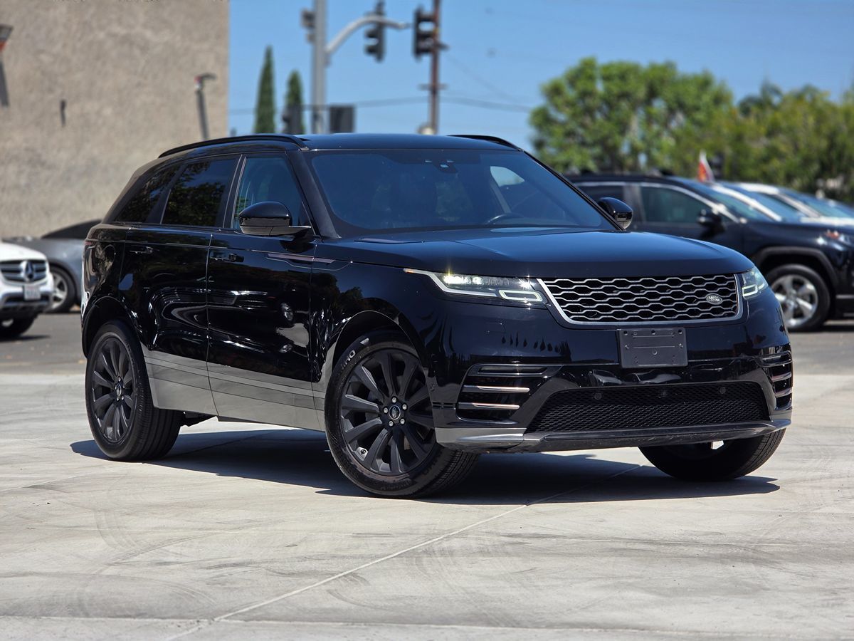 Land Rover Range Rover Velar photo 2