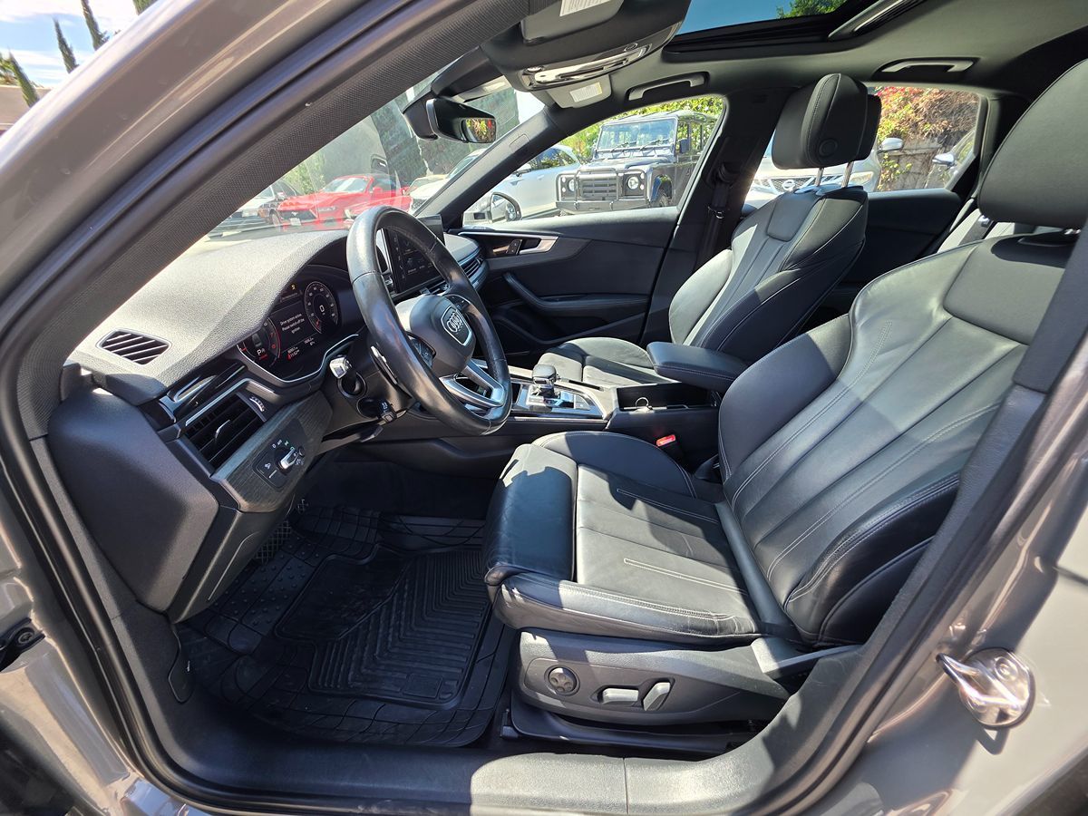 Audi A4 photo 17