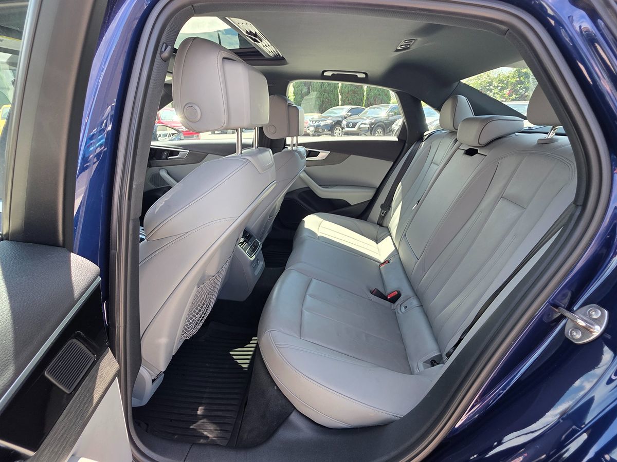 2022 Audi A4 Premium Plus - Photo 18