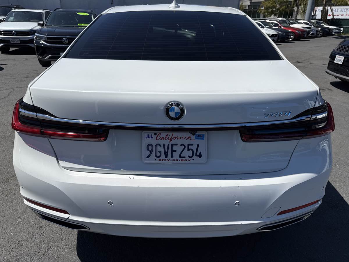 2021 BMW 7 Series 740i - Photo 26