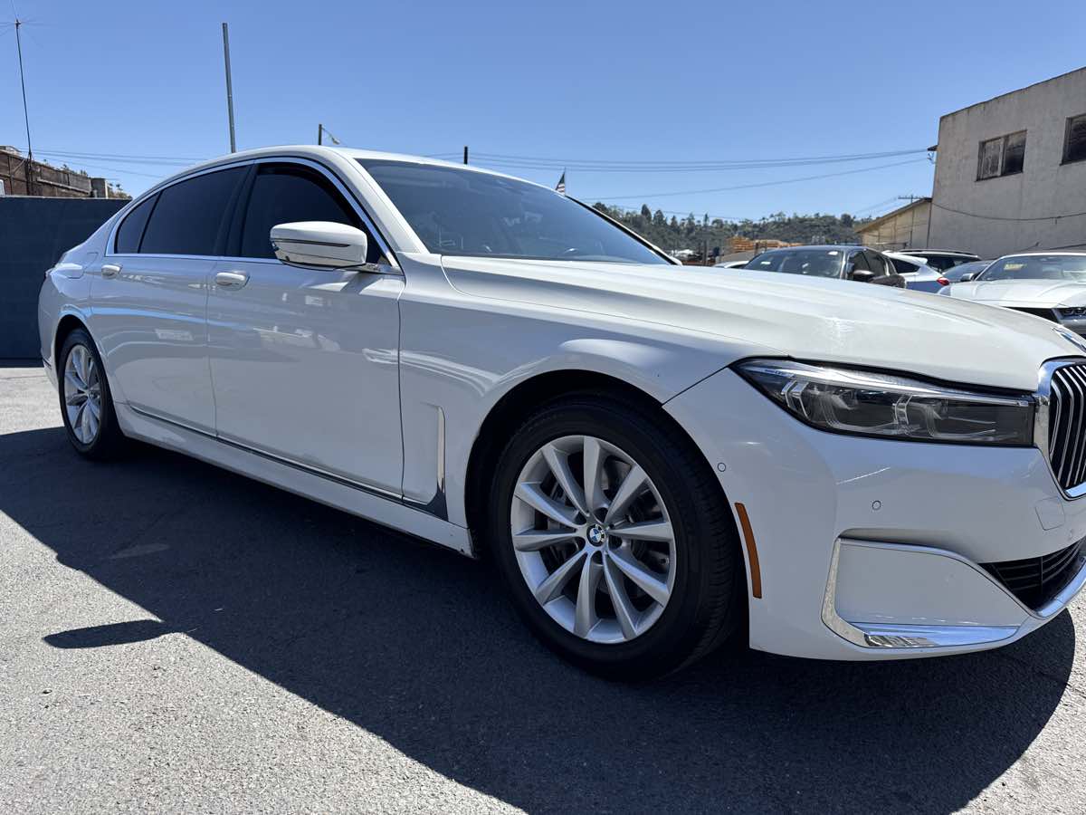 2021 BMW 7 Series 740i - Photo 29