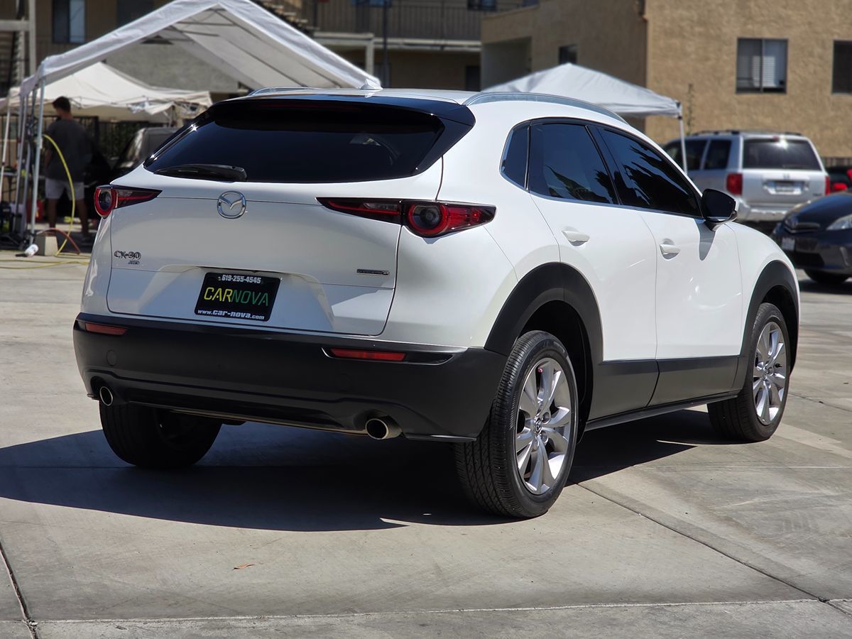 Mazda CX-30 photo 10