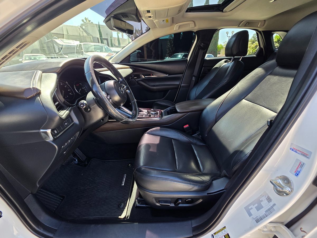 Mazda CX-30 photo 21