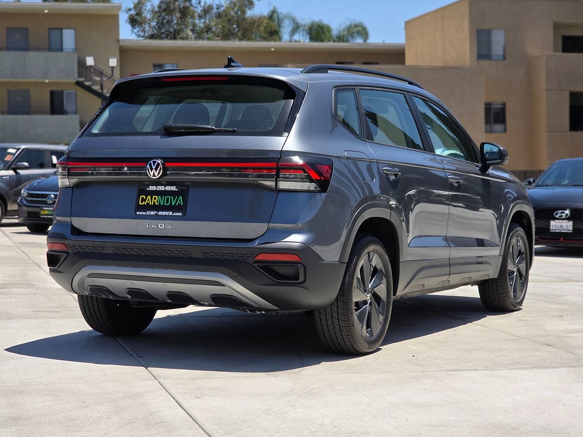 Volkswagen Taos photo 8