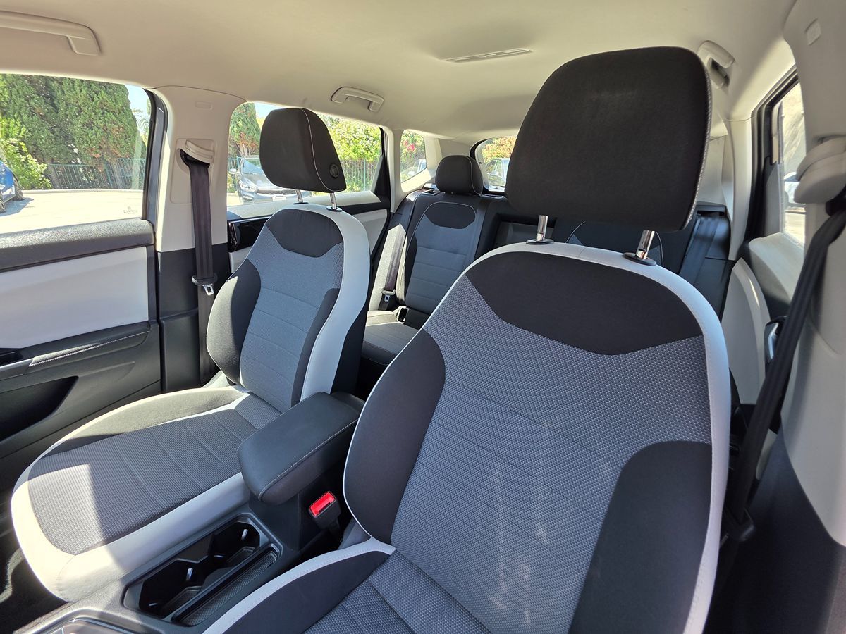 Volkswagen Taos photo 17