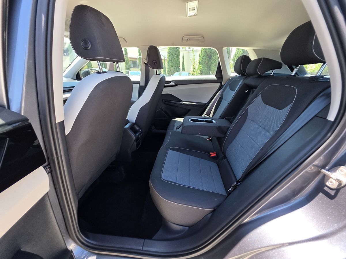 Volkswagen Taos photo 18