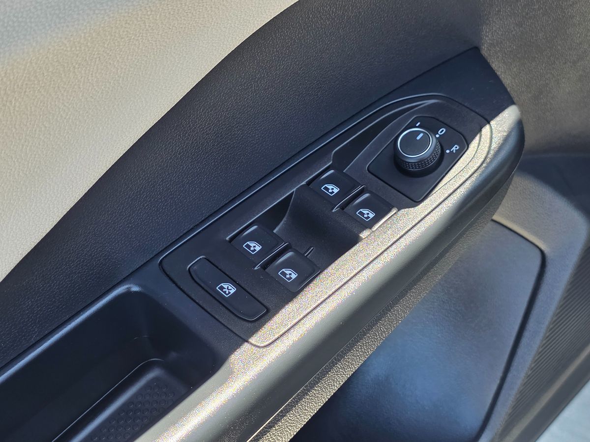 Volkswagen Taos photo 23