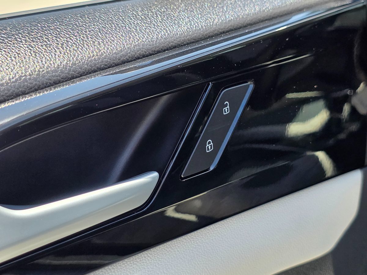 Volkswagen Taos photo 24