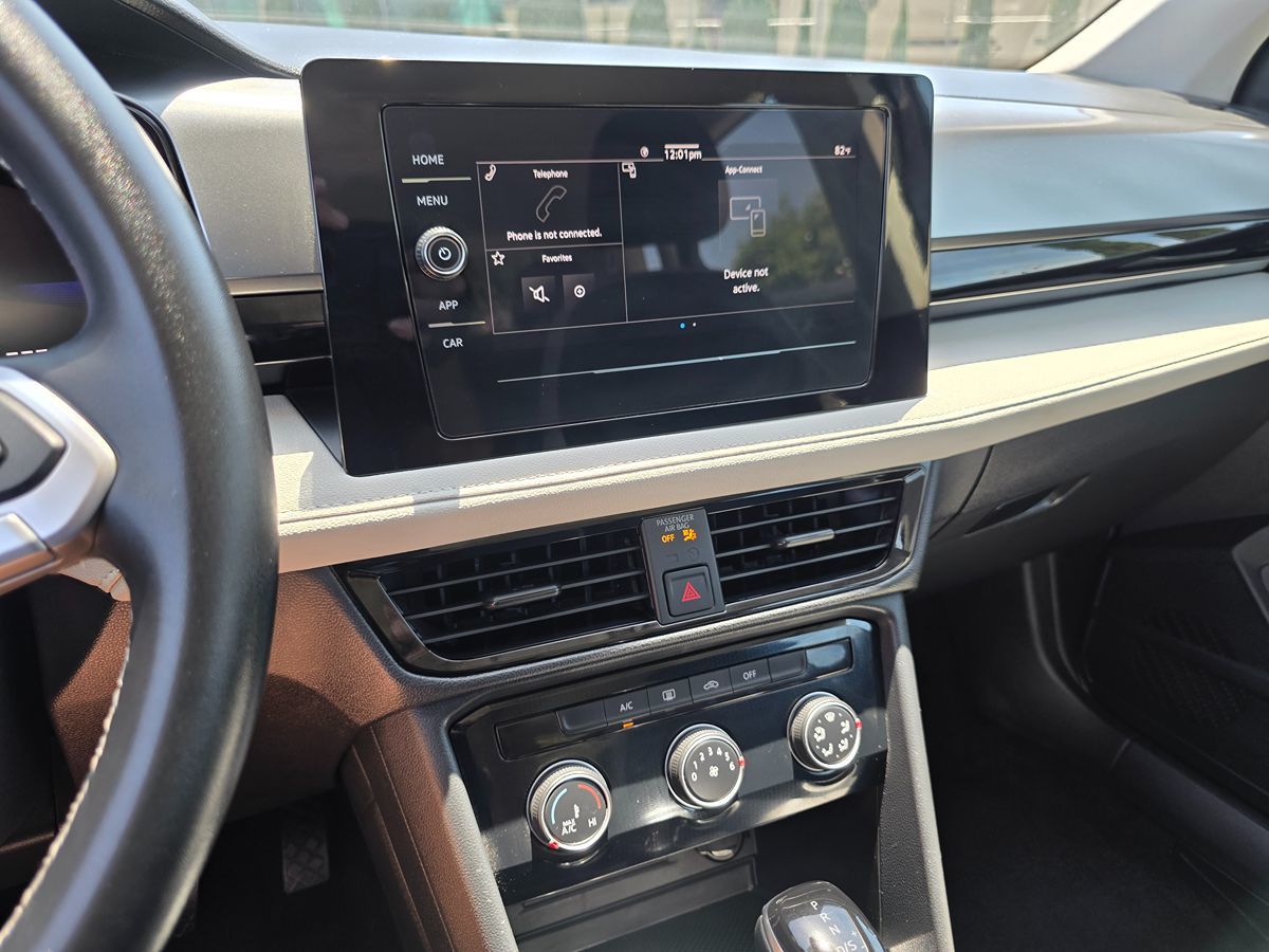 Volkswagen Taos photo 30