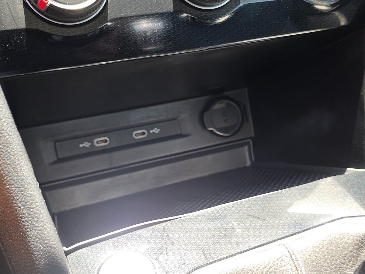Volkswagen Taos photo 38