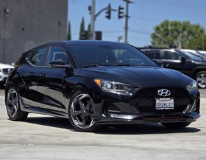 2020 Hyundai Veloster Turbo - Carnova Inc. photo 2