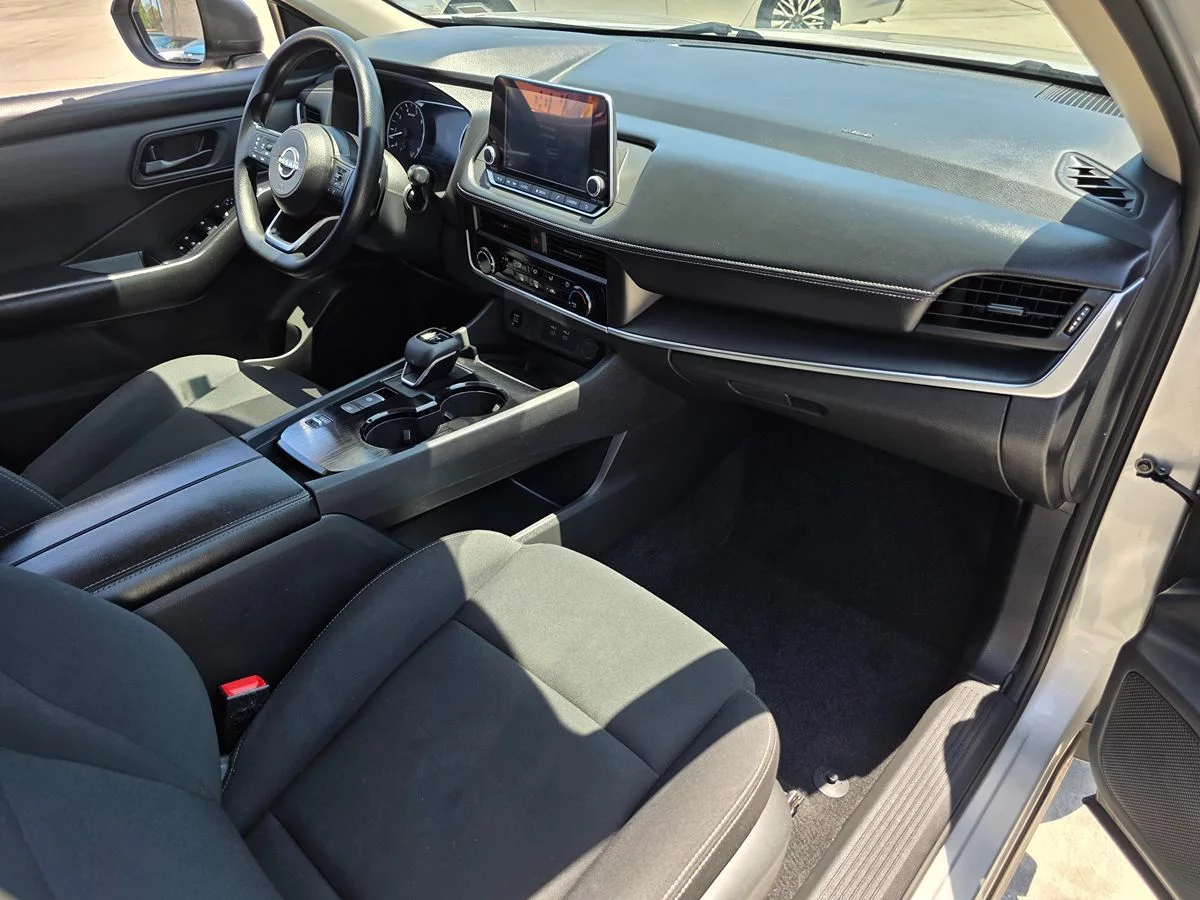 2024 Nissan Rogue S - Carnova Inc. photo 9