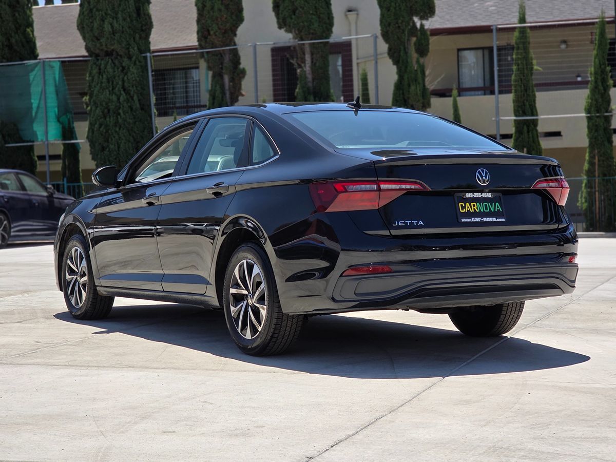 Volkswagen Jetta photo 5