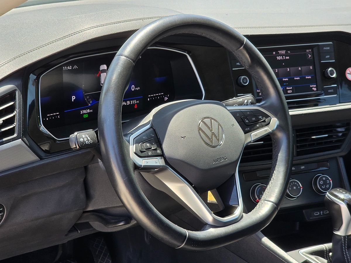 Volkswagen Jetta photo 13