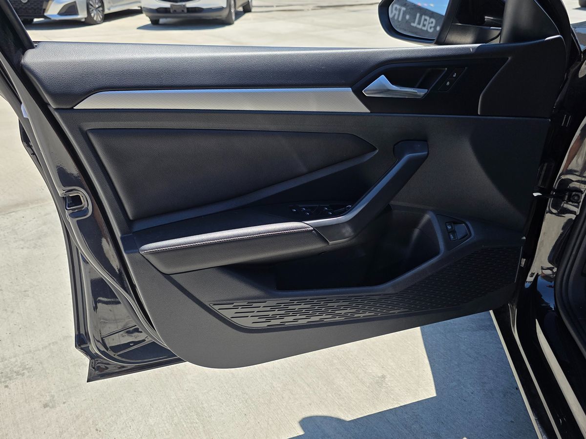 Volkswagen Jetta photo 20