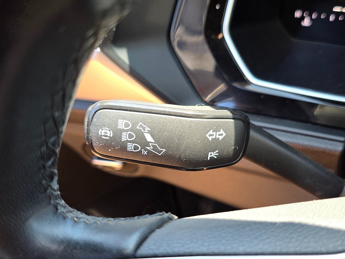 Volkswagen Jetta photo 38