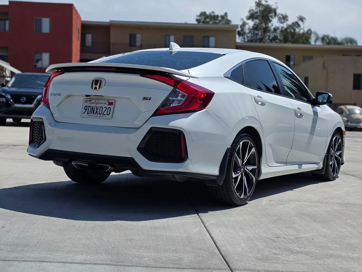 2019 Honda Civic Si Sedan Si - Carnova Inc. photo 8