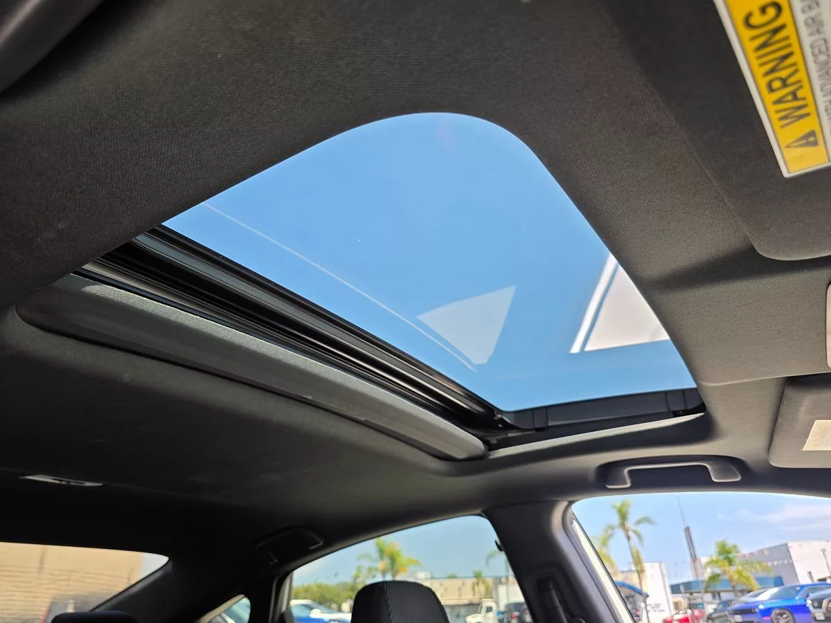2019 Honda Civic Si Sedan Si - Carnova Inc. photo 13