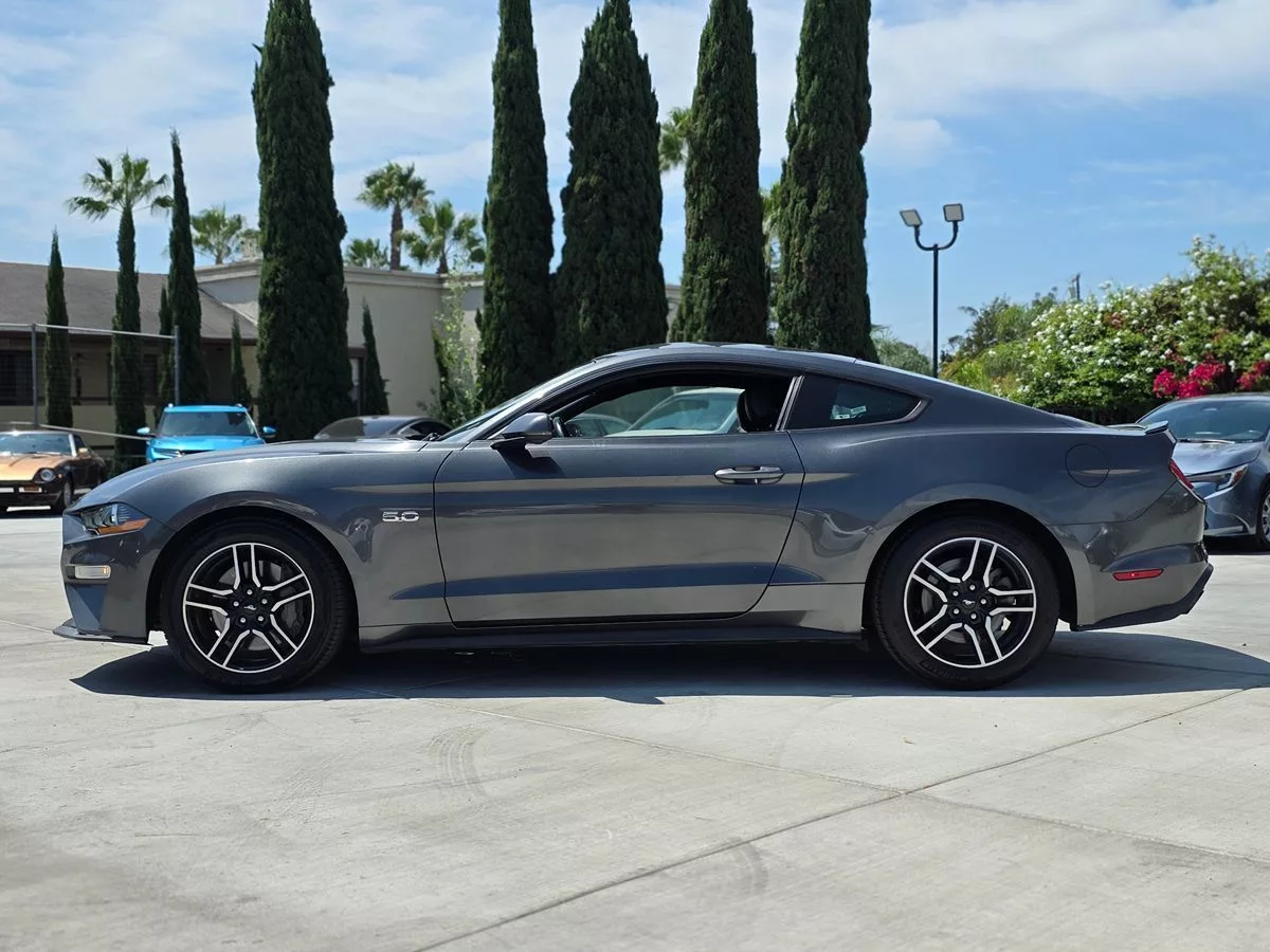 2020 Ford Mustang GT Premium - Carnova Inc. photo 5