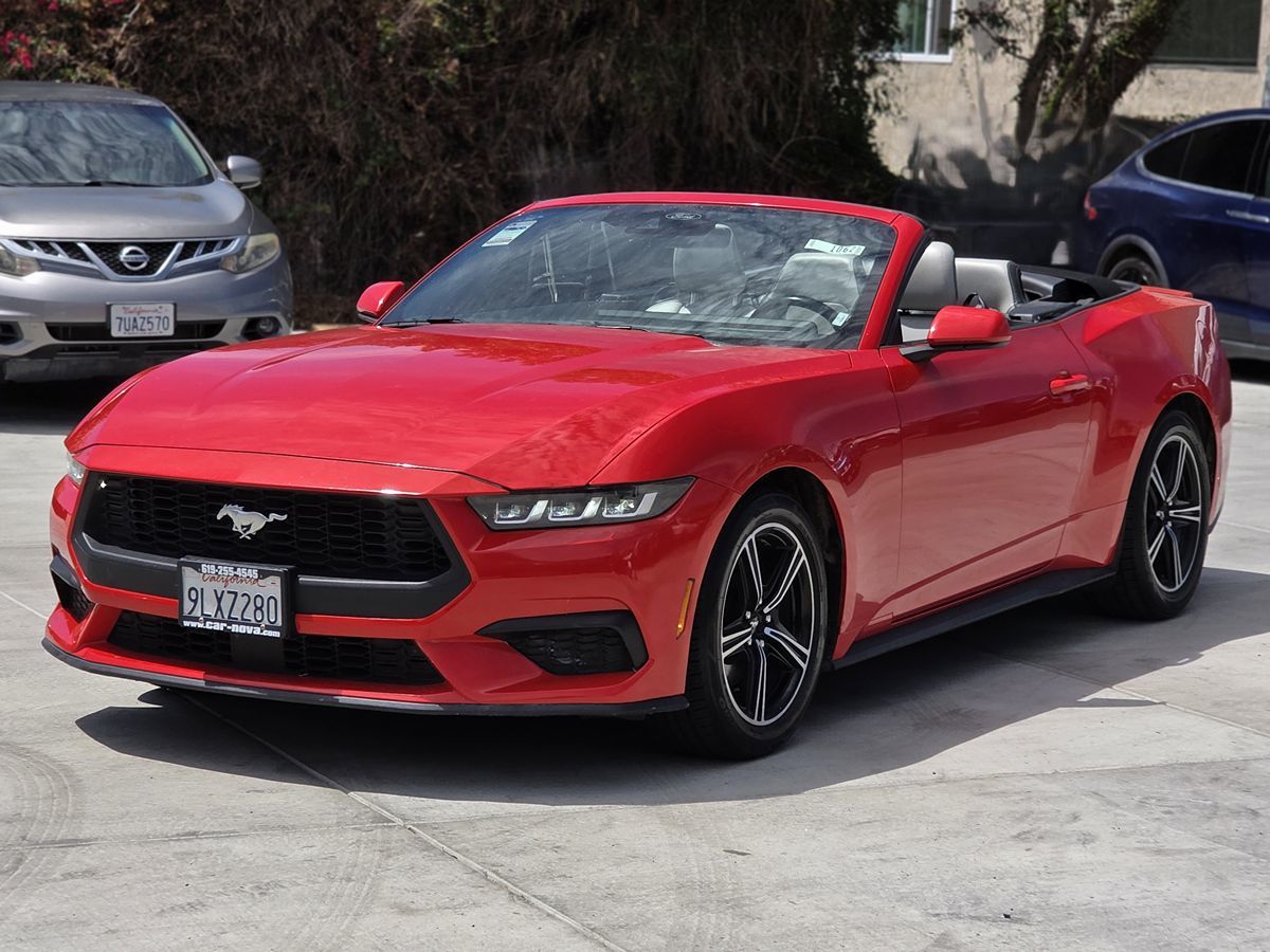 Ford Mustang photo 7