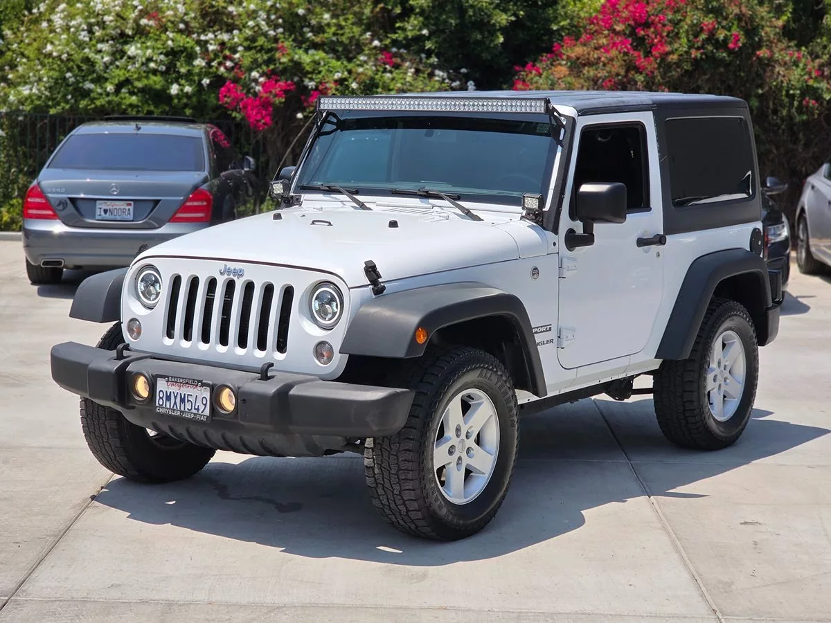 2017 Jeep Wrangler Sport - Carnova Inc. photo 4