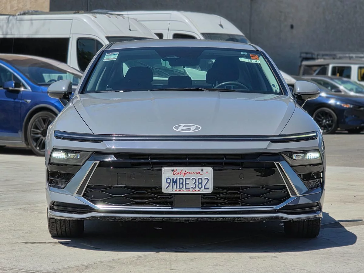 2024 Hyundai Sonata SEL - Carnova Inc. photo 5