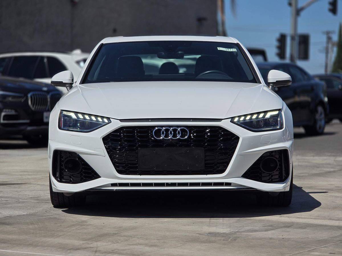 Audi A4 photo 5