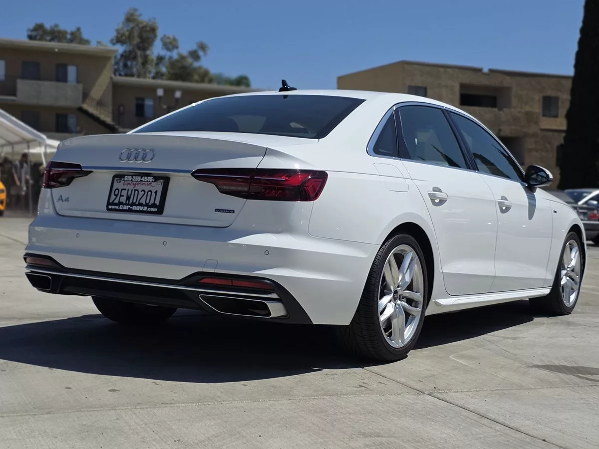 2023 Audi A4 Sedan S line Premium Plus - Carnova Inc. photo 9