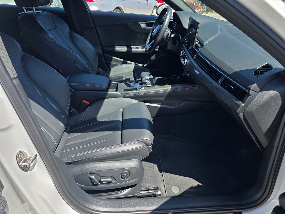 Audi A4 photo 13