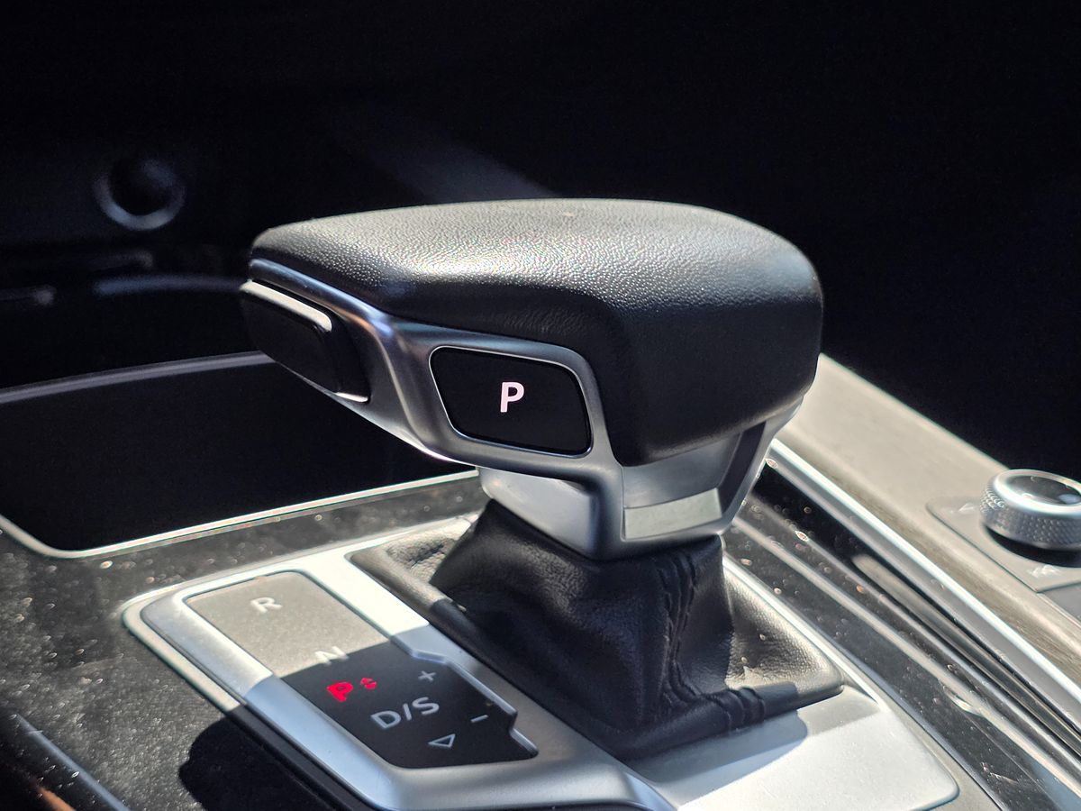 Audi A4 photo 42
