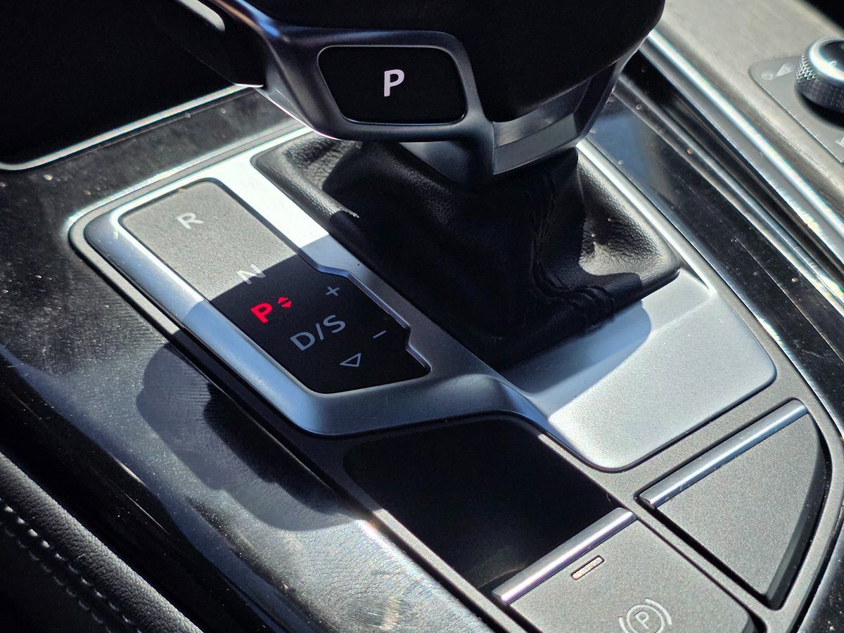 Audi A4 photo 43