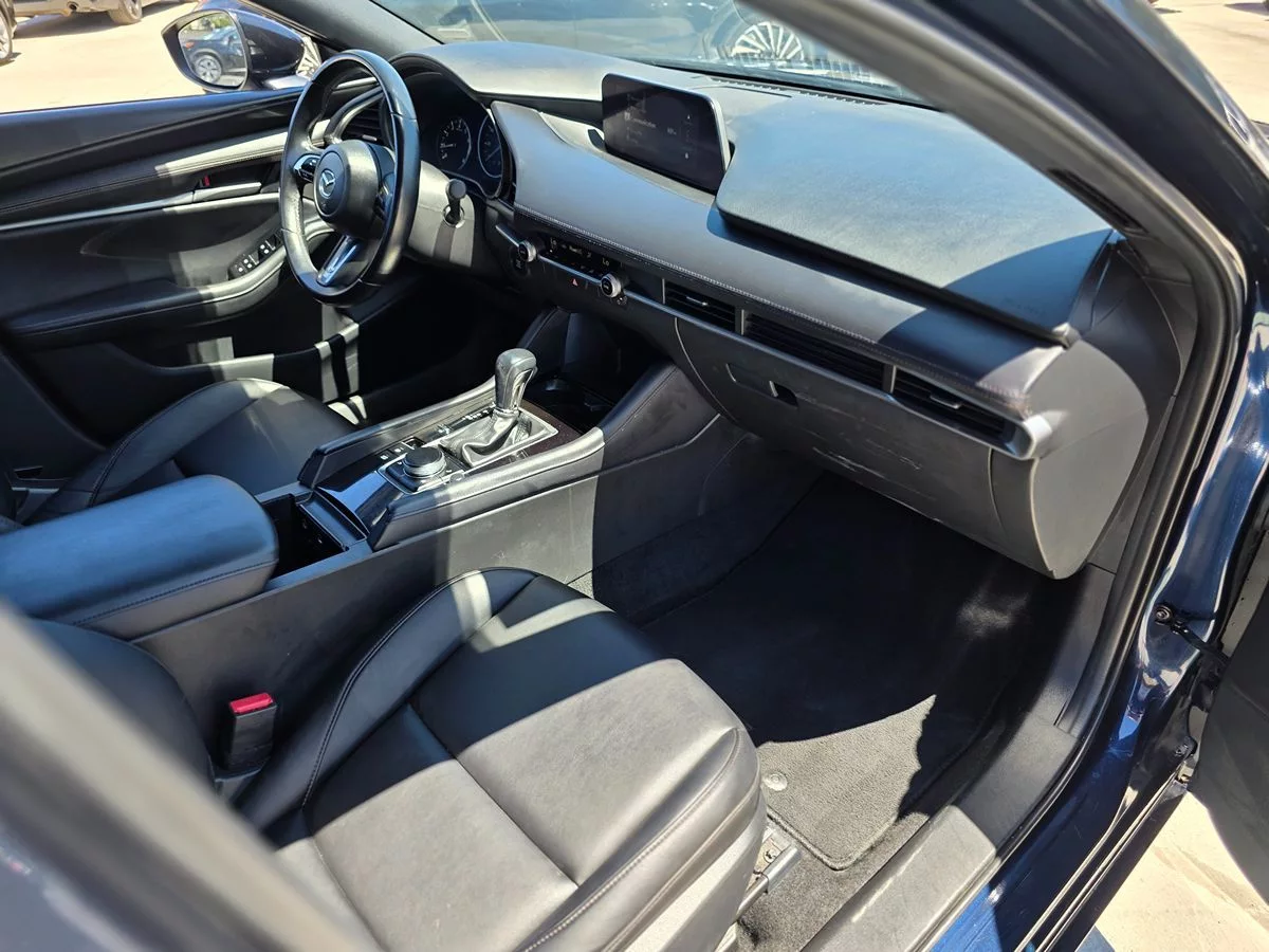 2025 Mazda Mazda3 Hatchback 2.5 S Select Sport - Carnova Inc. photo 12