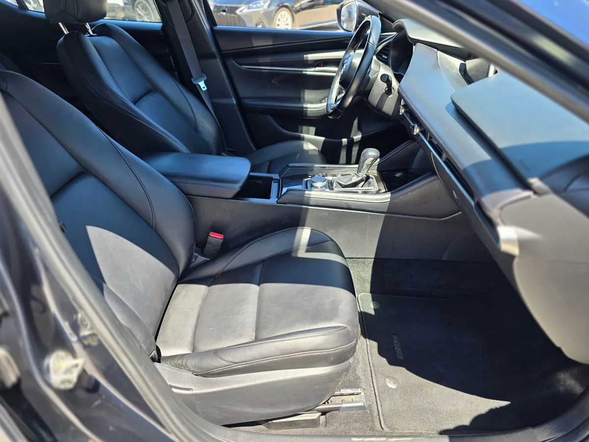2025 Mazda Mazda3 Hatchback 2.5 S Select Sport - Carnova Inc. photo 13