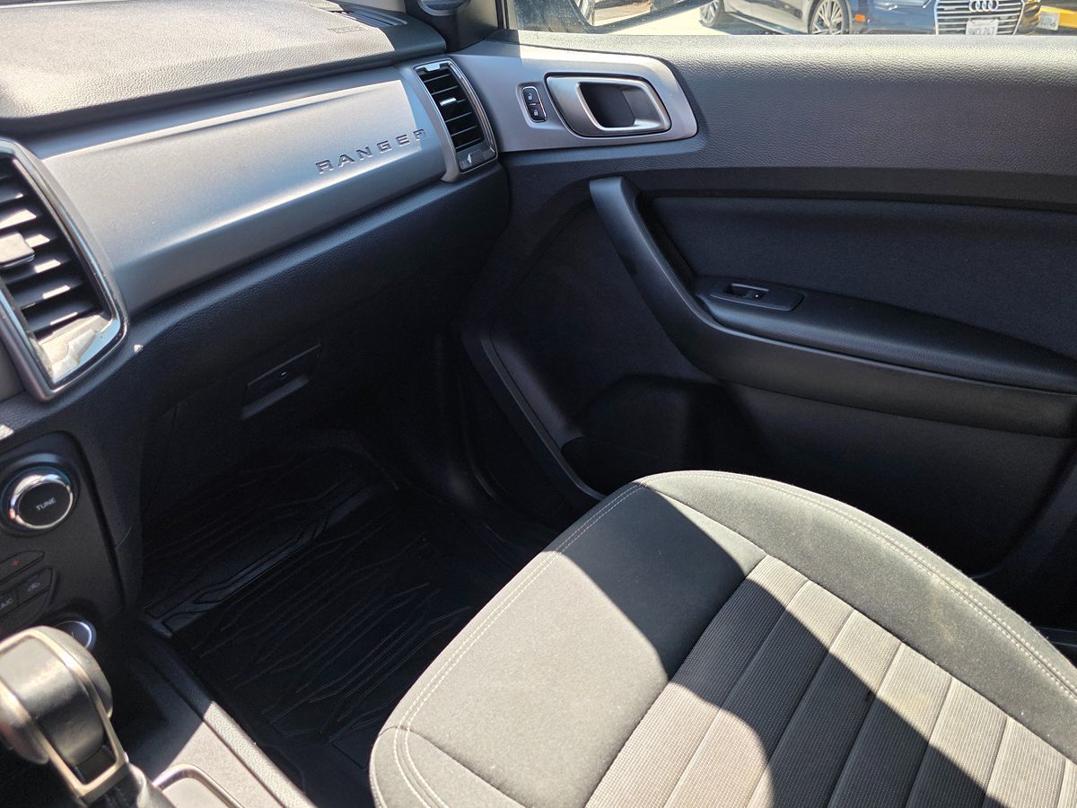 Ford Ranger photo 35