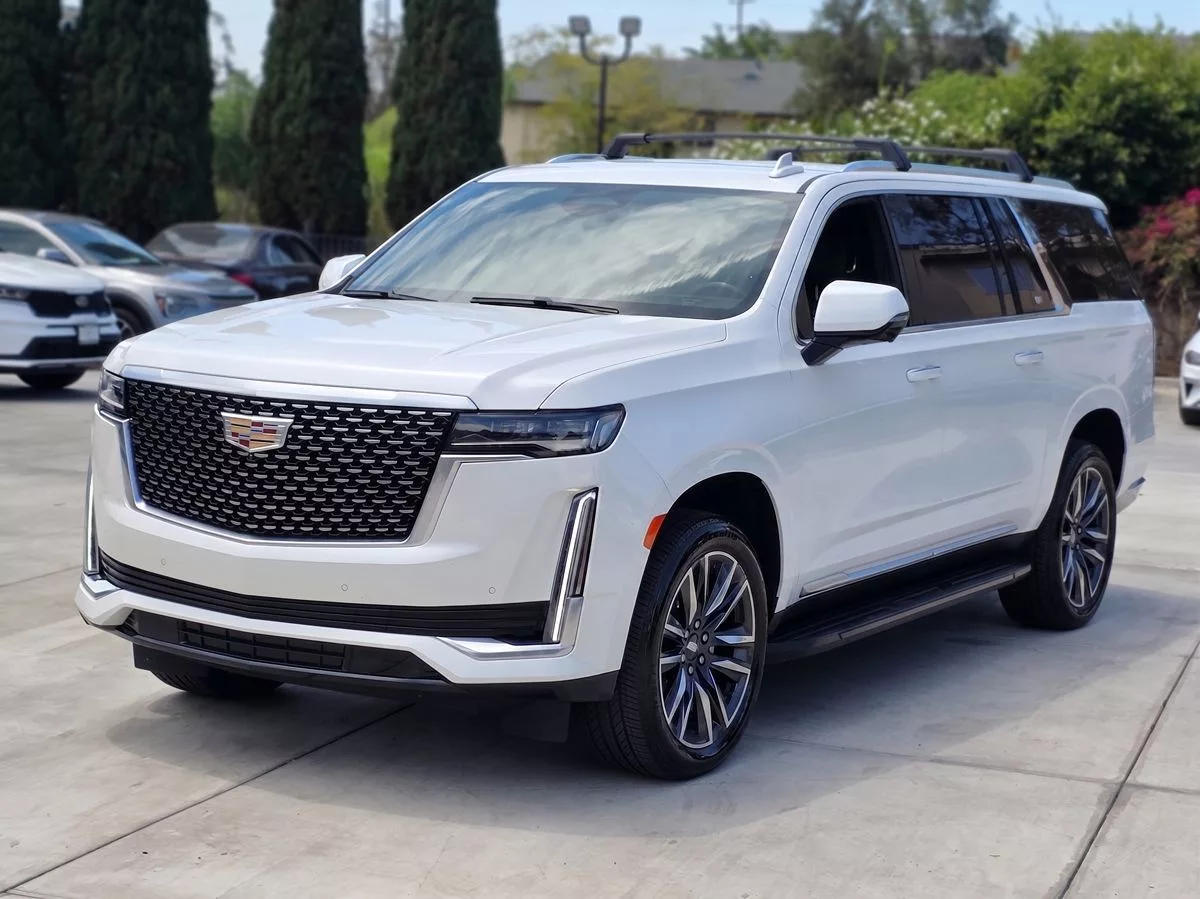 2021 Cadillac Escalade ESV Luxury - Carnova Inc. photo 6