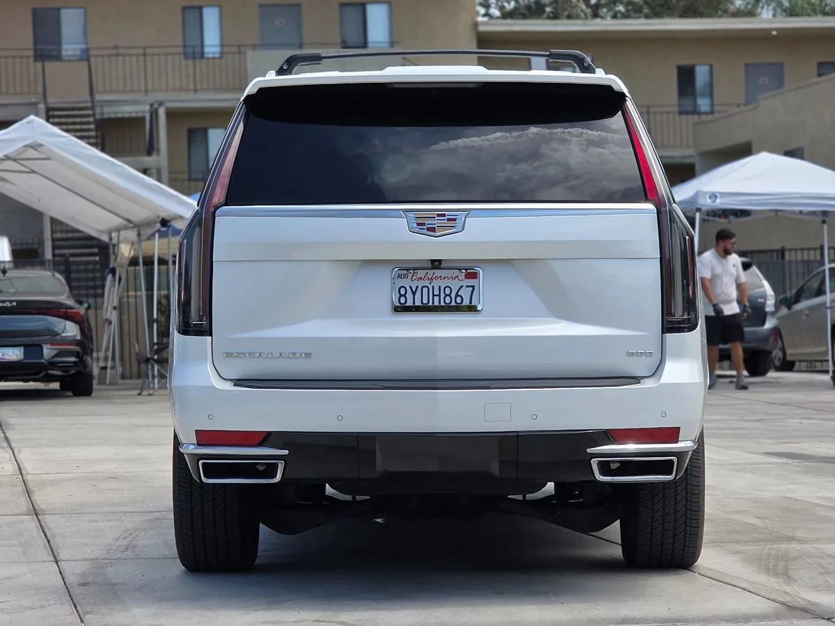 2021 Cadillac Escalade ESV Luxury - Carnova Inc. photo 13