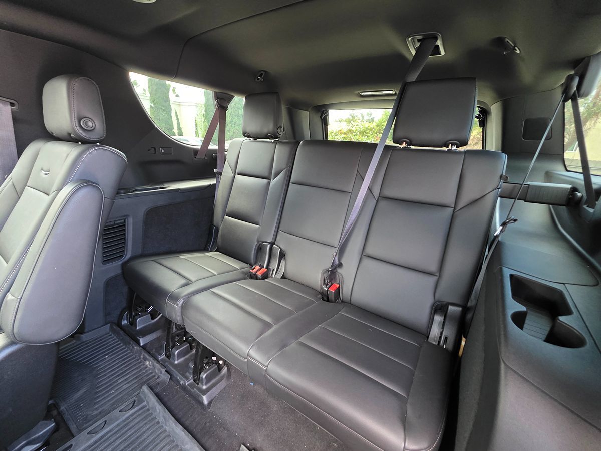 Cadillac Escalade ESV photo 26