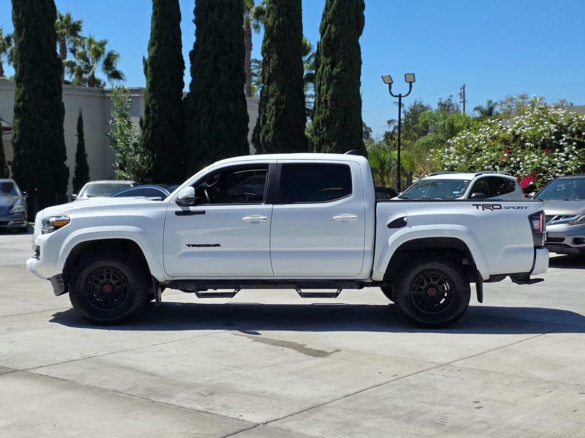 Toyota Tacoma photo 7