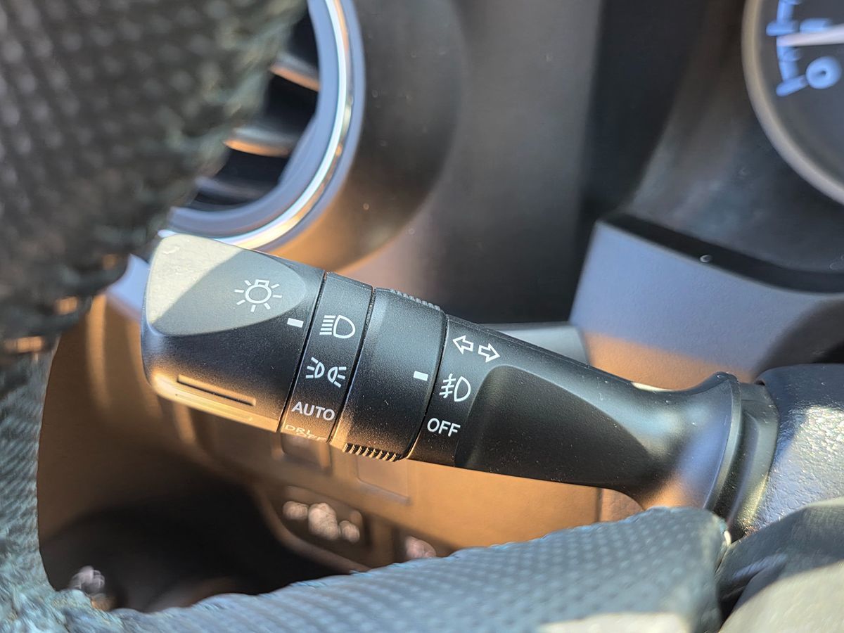 Toyota Tacoma photo 44