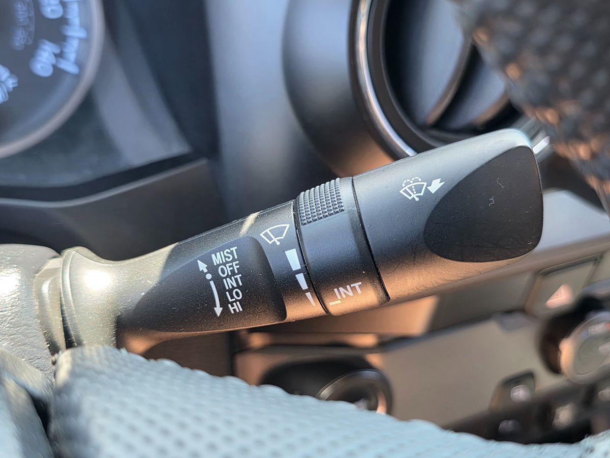 Toyota Tacoma photo 45